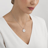 Daisy vedhæng med kæde - 18 mm